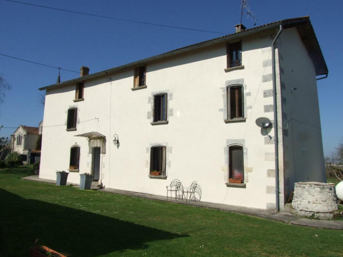 Villa Le Vieux Couvent à Deviat Extérieur photo