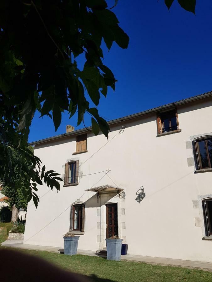 Villa Le Vieux Couvent à Deviat Extérieur photo